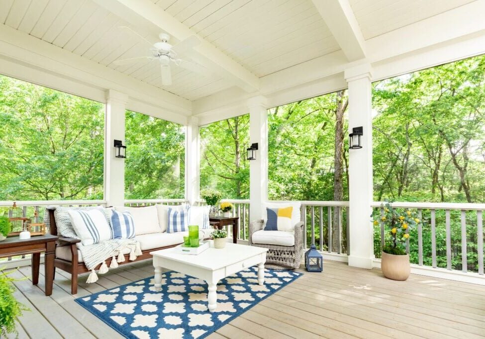 Outdoor Living - Photo 1