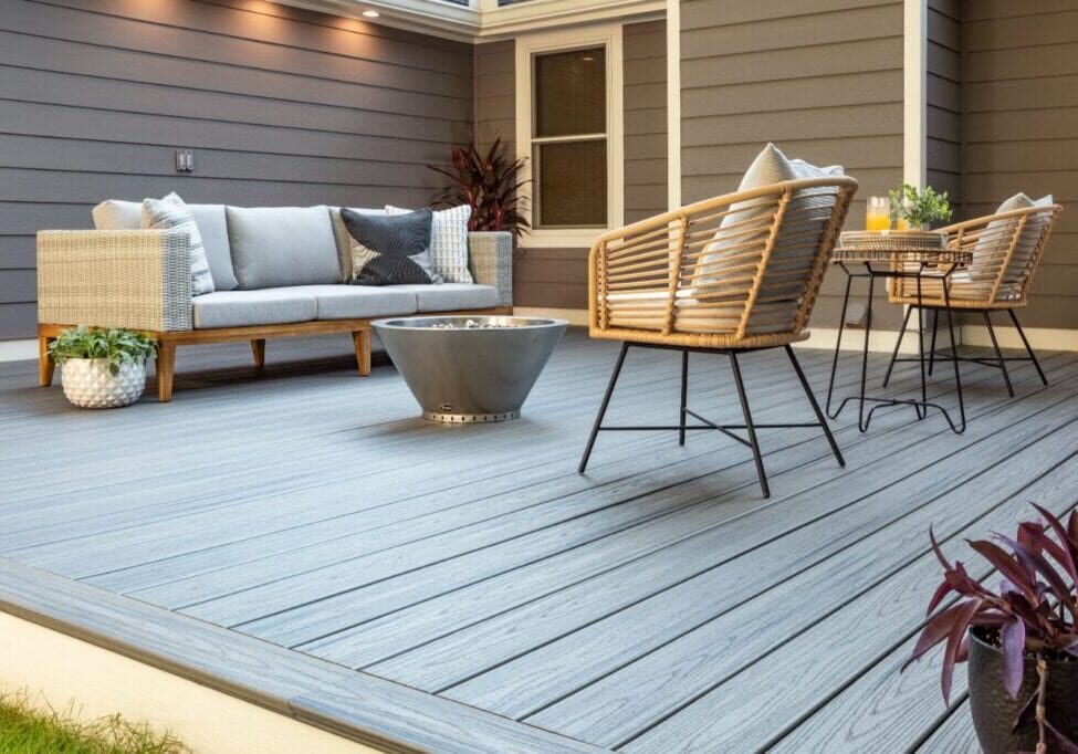 Outdoor Living - Photo (1)