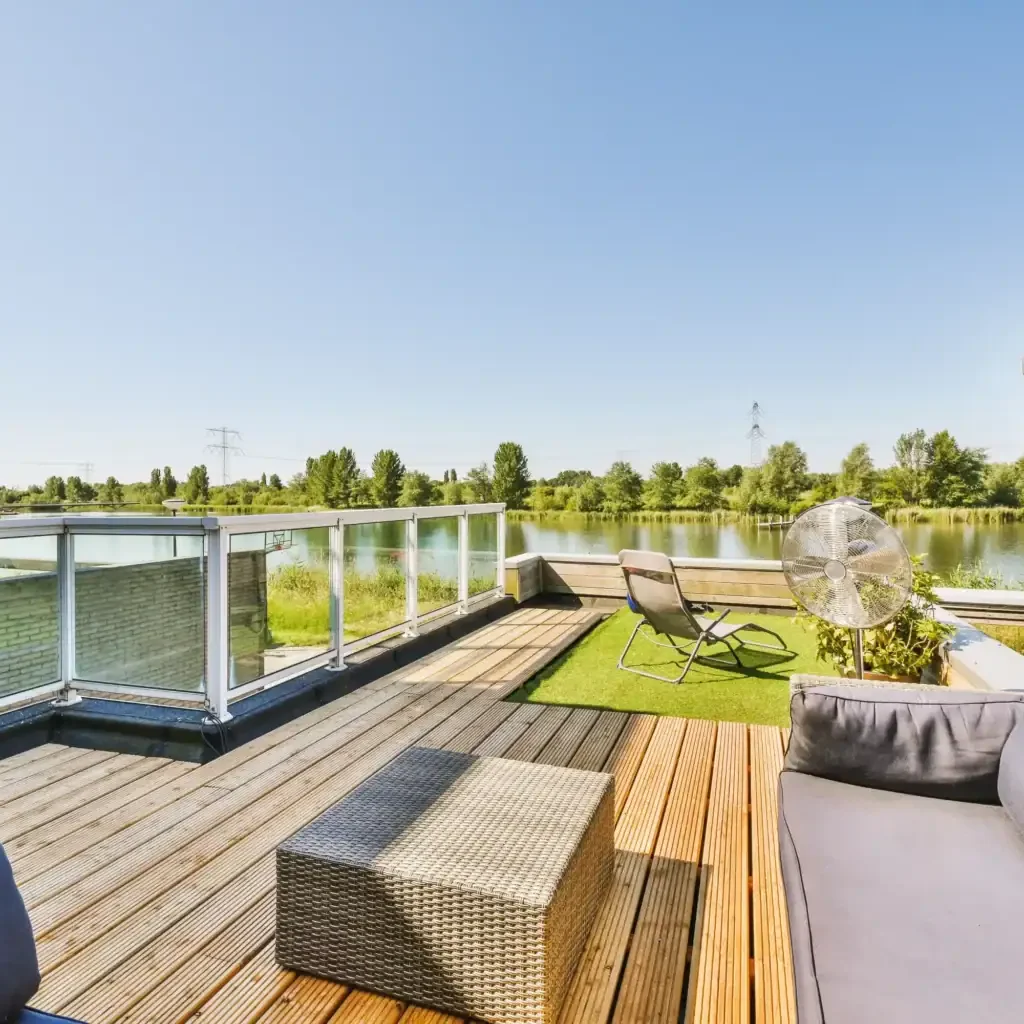 neat-patio-with-sitting-area-2026-03-18-08-25-17-utc